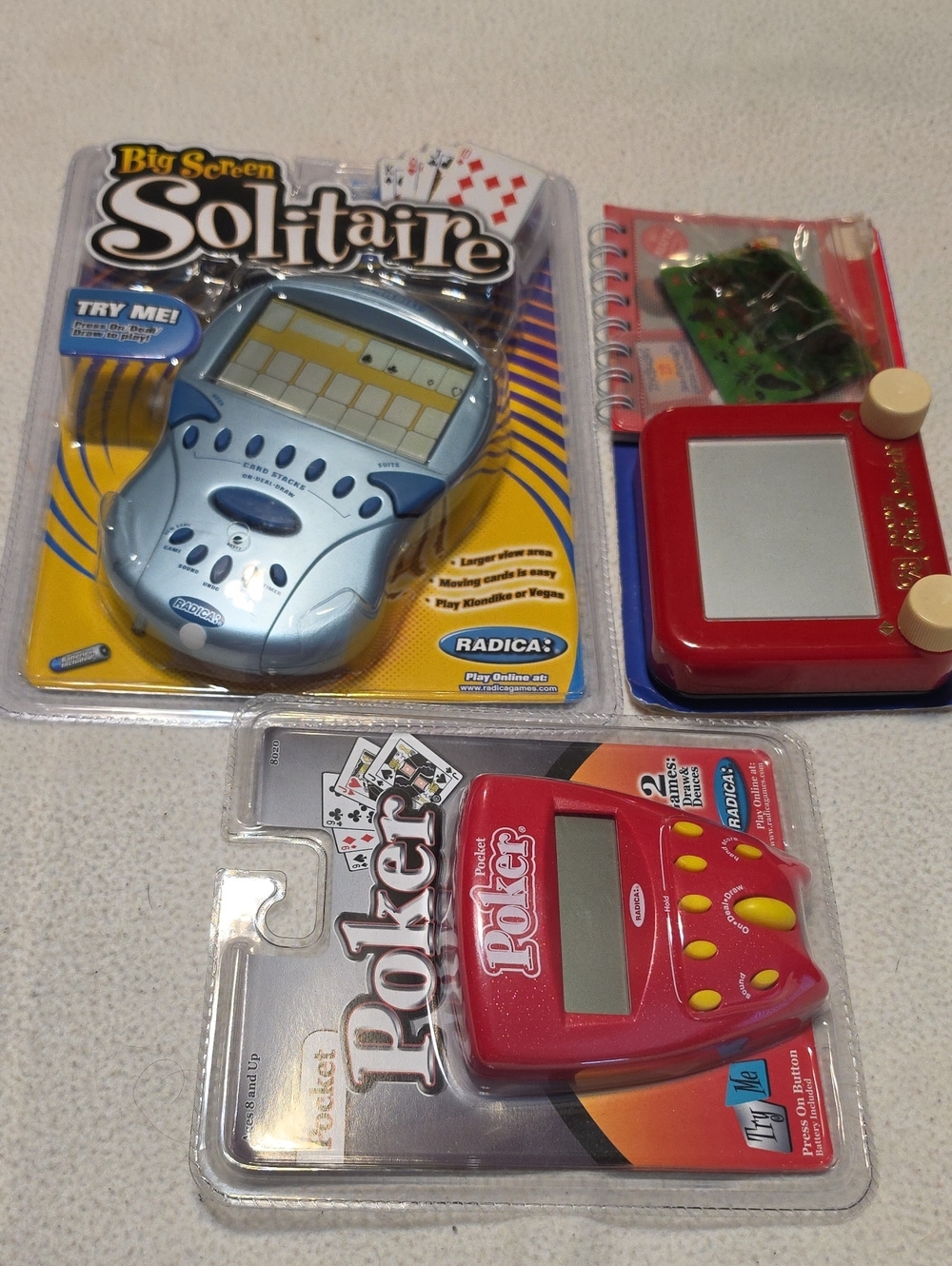 VINTAGE HAND HELD  Solitaire, Etch A Sketch & Poker Elec.Games, Blue & Red, NIB⁰
